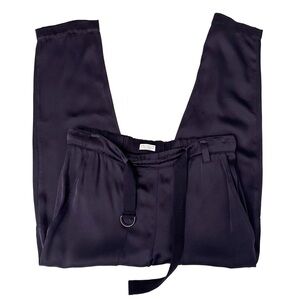 Beautiful Brunello Cuchinelli Satin Cropped Cargo Pants Size 4 US